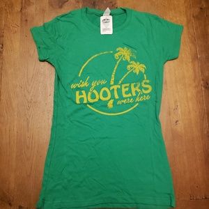 Hooters uniform tee
